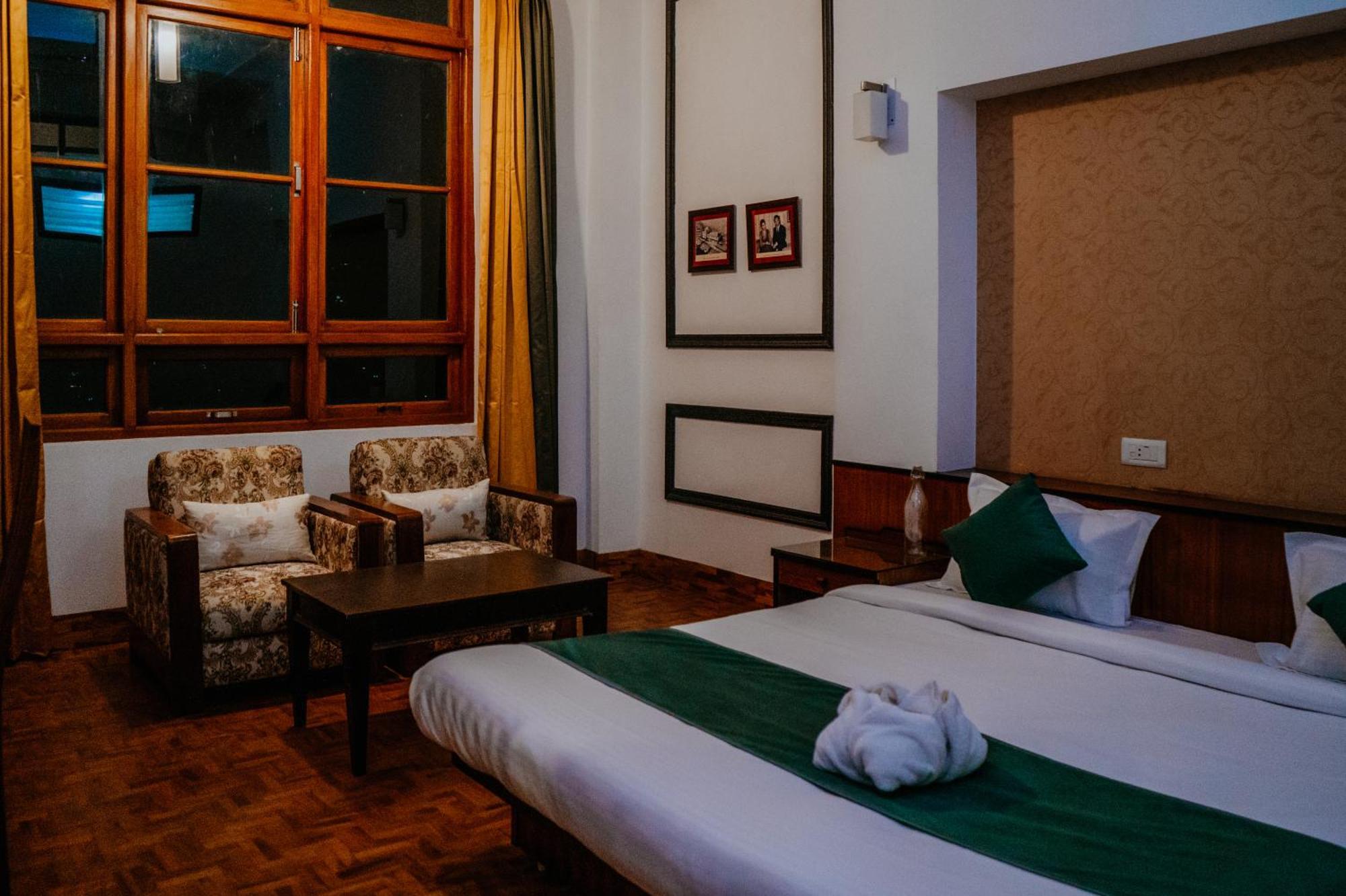 Hotel Tashi Palace à Gangtok Extérieur photo