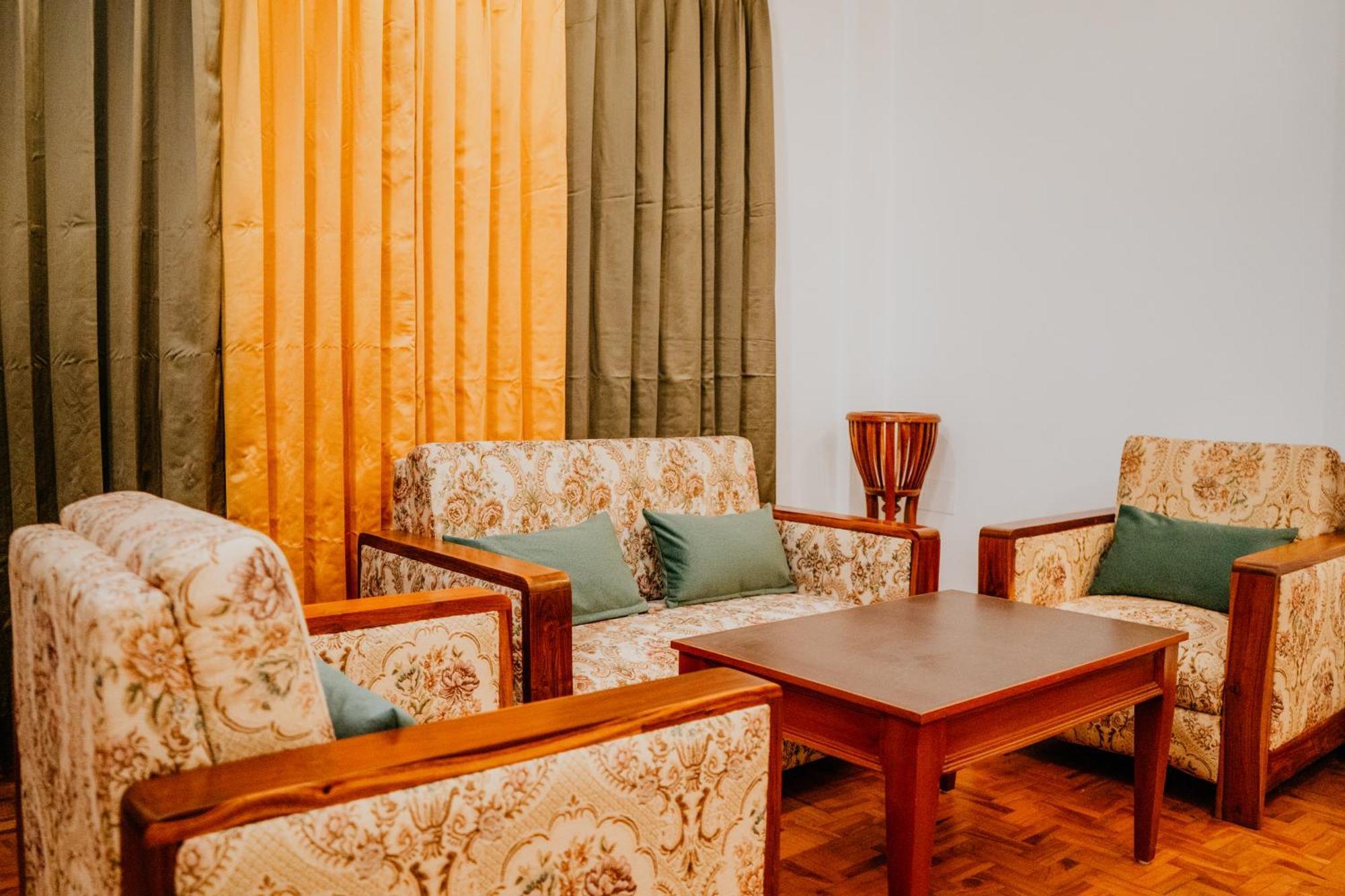Hotel Tashi Palace à Gangtok Extérieur photo